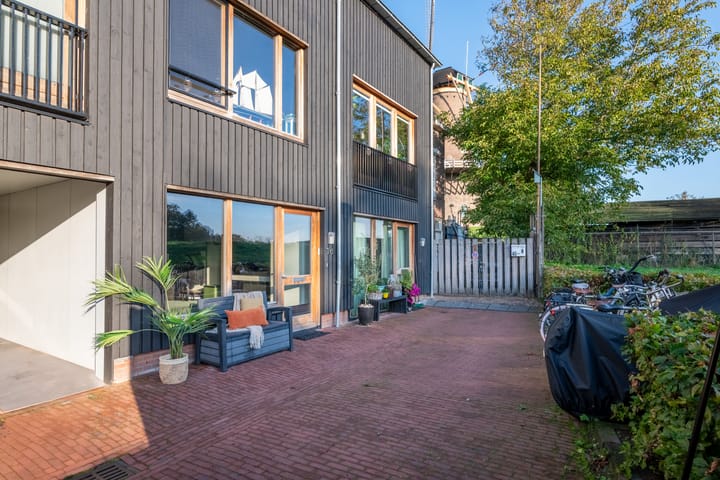 Foto 15 van Korenbrugstraat 11-D