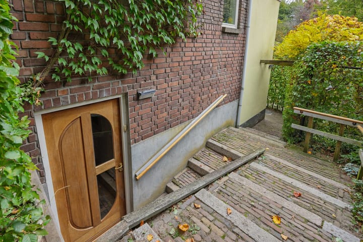 Photo 21 of Graafseweg 241-F