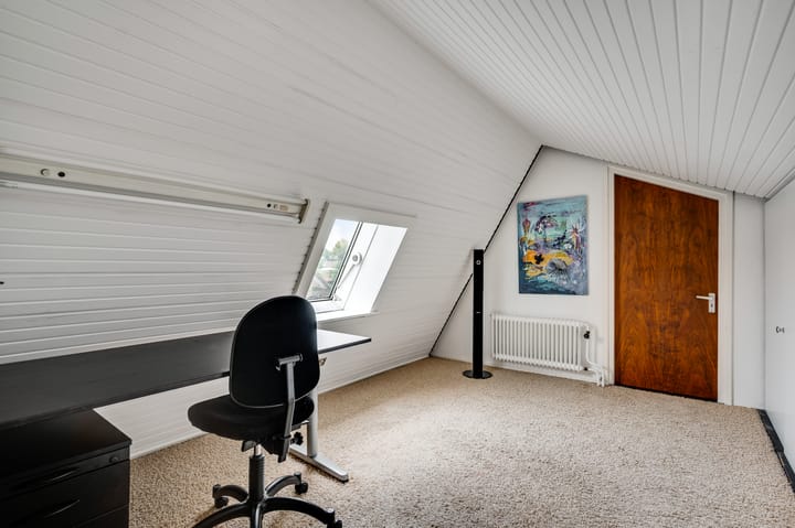 Photo 29 of Burgemeester Mertensstraat 8