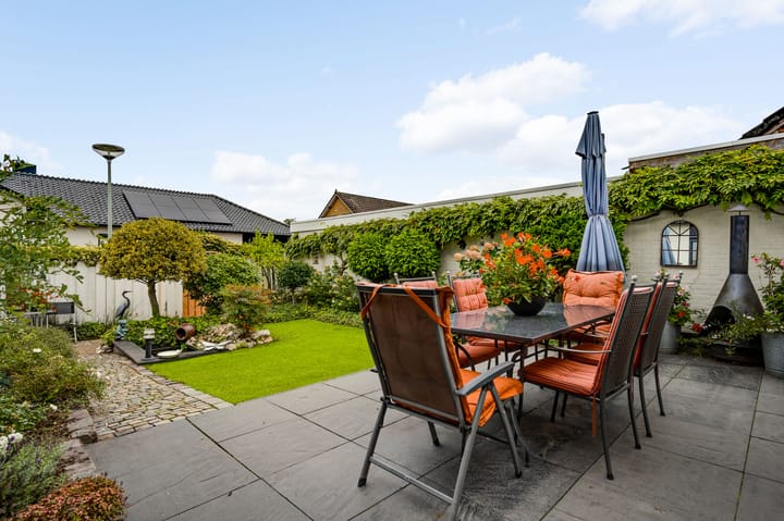 Photo 34 of Burgemeester Mertensstraat 8