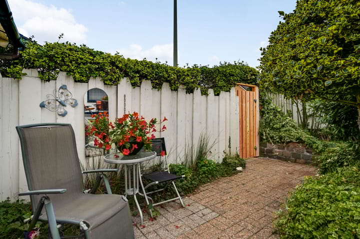 Photo 38 of Burgemeester Mertensstraat 8