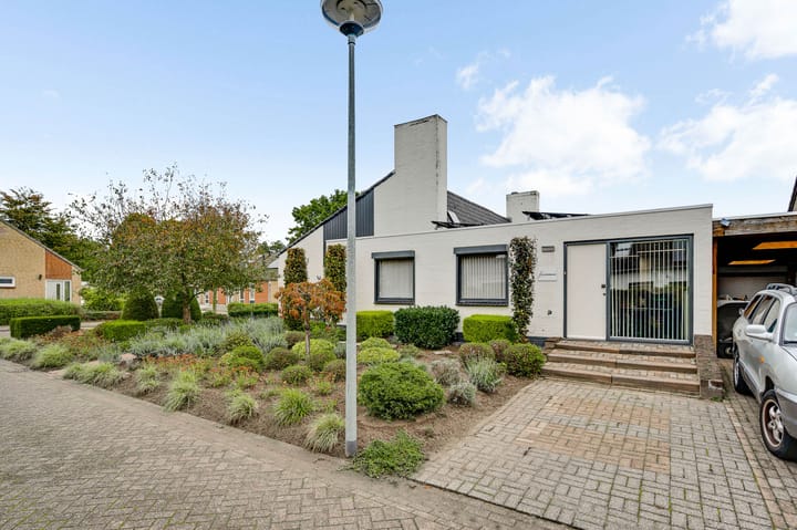 Photo 55 of Burgemeester Mertensstraat 8