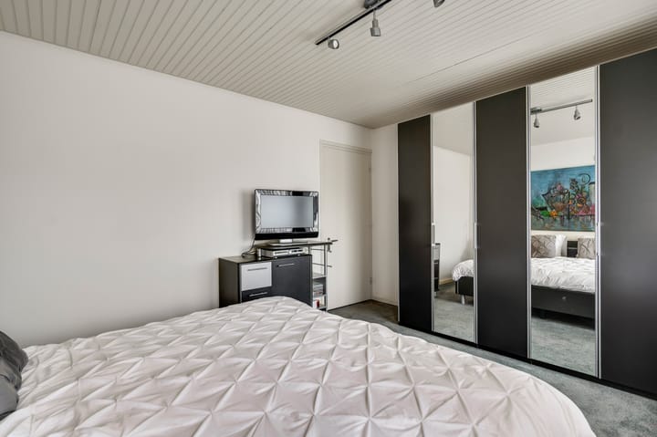 Photo 20 of Burgemeester Mertensstraat 8