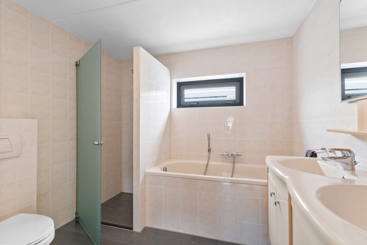 Photo 4 of Leo Gestelstraat 67