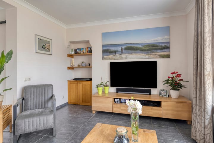 Photo 12 of Grensweg 5