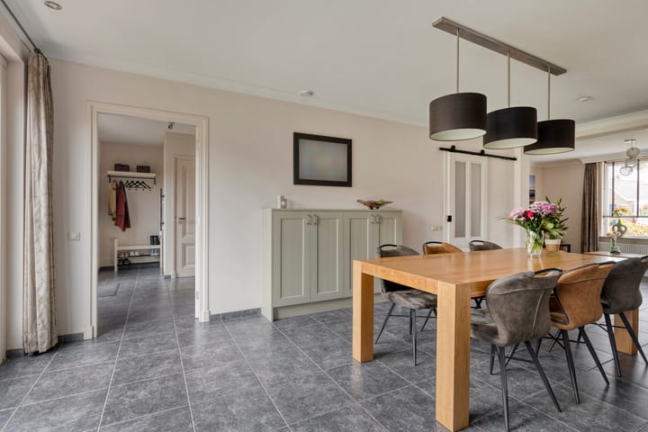 Photo 20 of Grensweg 5