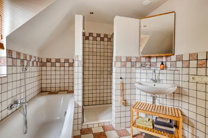 Photo 26 of Grensweg 5