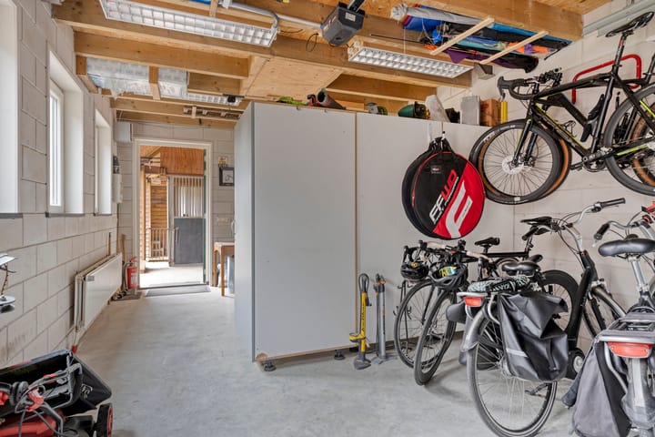 Photo 46 of Grensweg 5