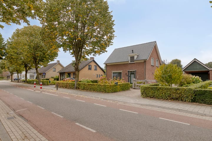 Photo 53 of Grensweg 5