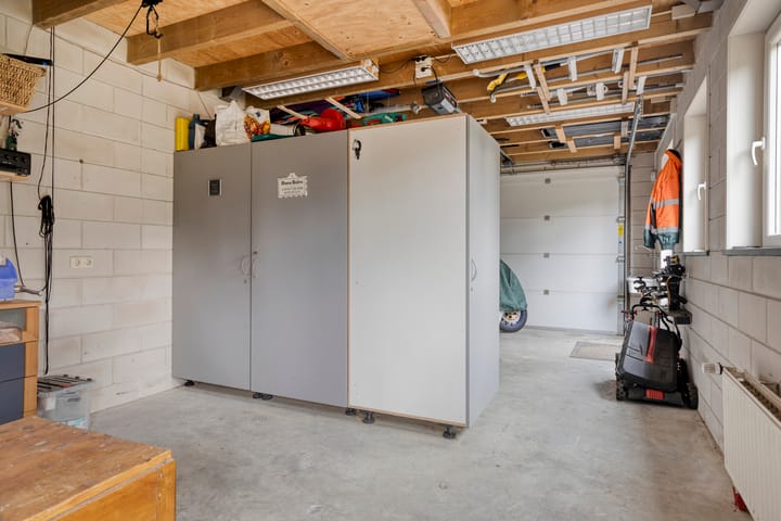 Photo 47 of Grensweg 5