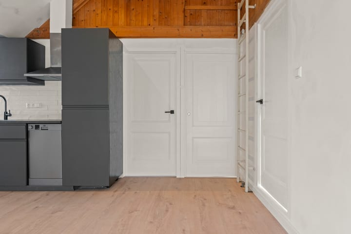 Photo 15 of Parkstraat 6-2