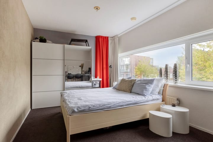 Foto 30 van Hoefbladstraat 34