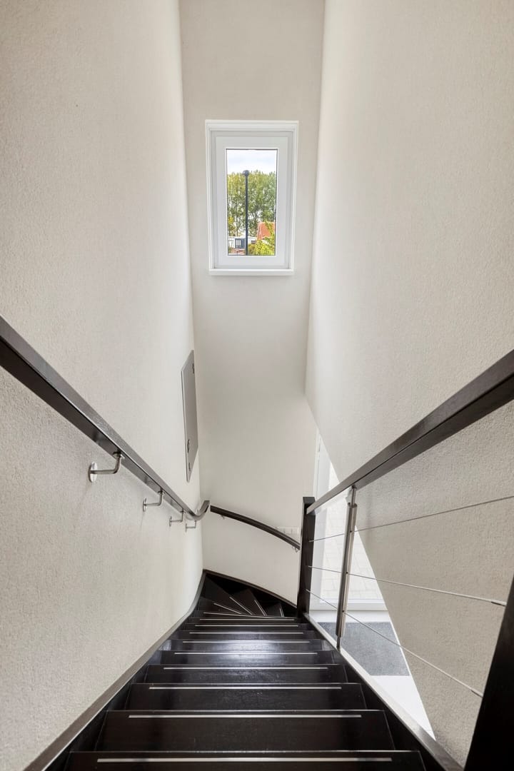 Foto 43 van Hoefbladstraat 34