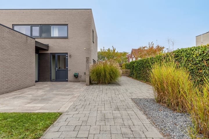 Foto 55 van Hoefbladstraat 34