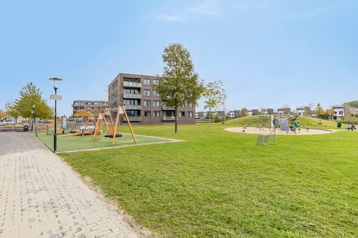 Foto 60 van Hoefbladstraat 34