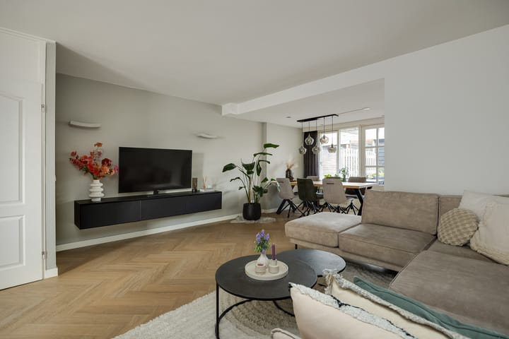 Foto 14 van Afrikalaan 6