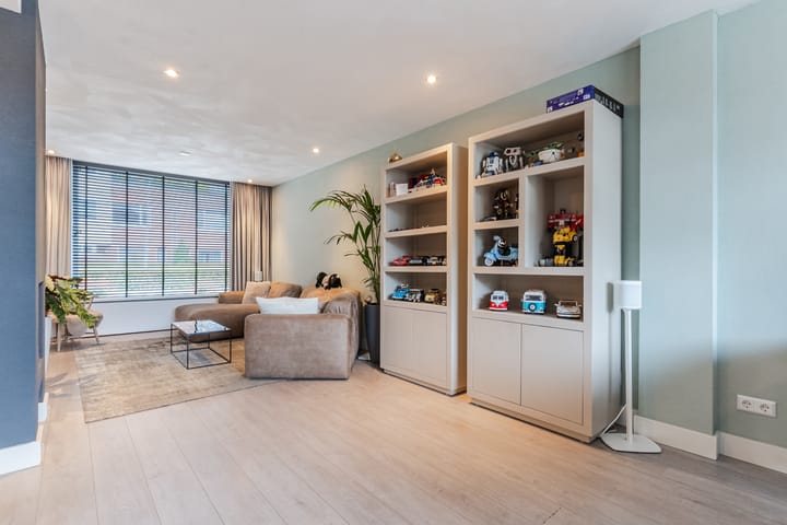 Foto 15 van Lange Mees 13