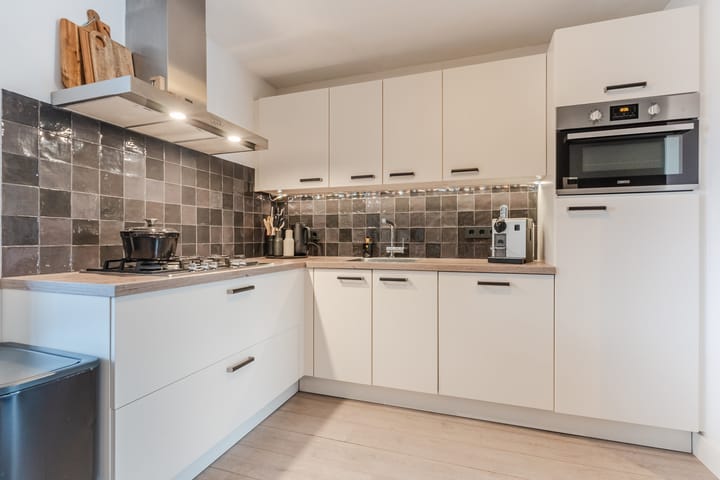 Foto 20 van Lange Mees 13