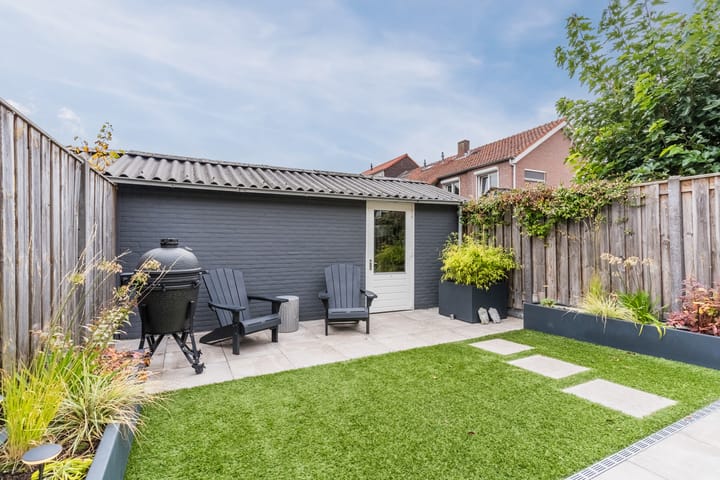 Foto 42 van Lange Mees 13