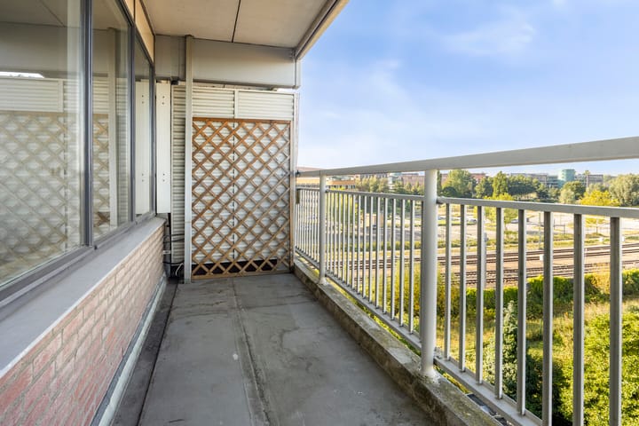 Photo 12 of Willemsvaart 1-402