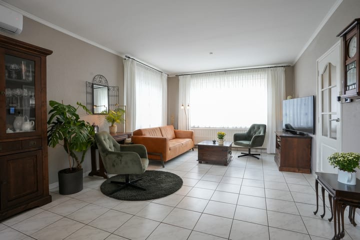 Photo 2 of Beatrixstraat 1