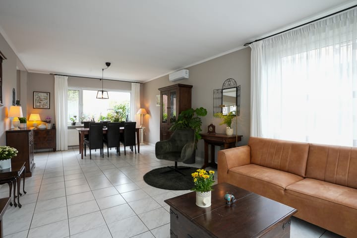 Photo 3 of Beatrixstraat 1