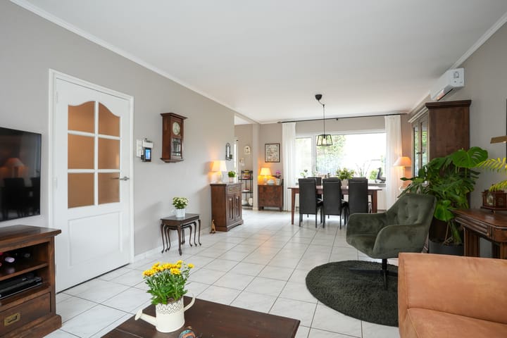 Photo 4 of Beatrixstraat 1