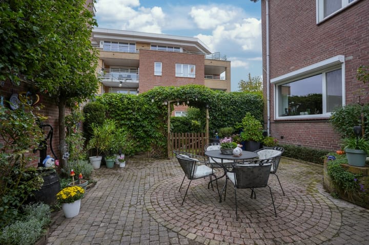 Foto 24 van Beatrixstraat 1