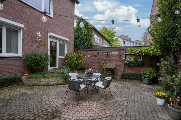 Foto 25 van Beatrixstraat 1