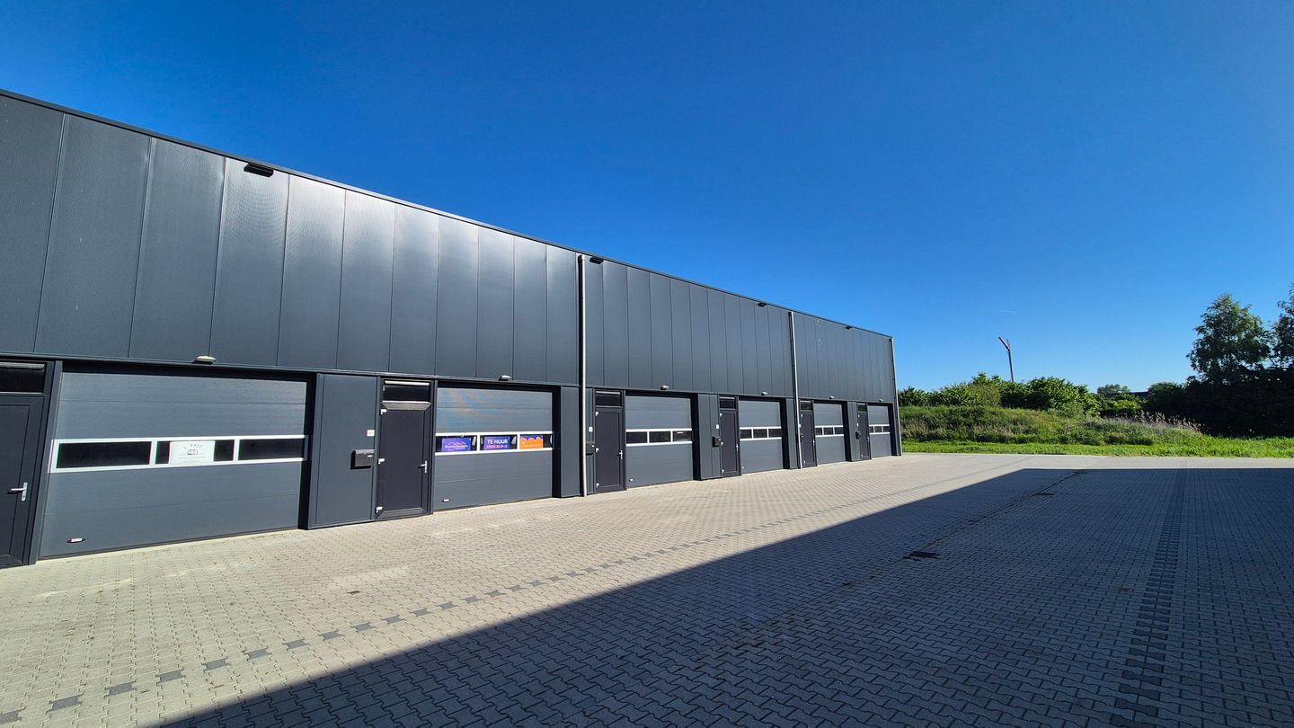 View photo 3 of Eeser Hout 10-C