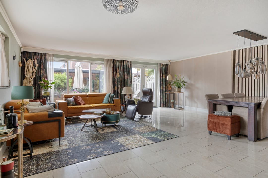 Foto 7 van Pernisstraat 1