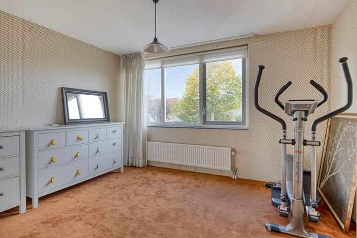 Photo 28 of Pernisstraat 1