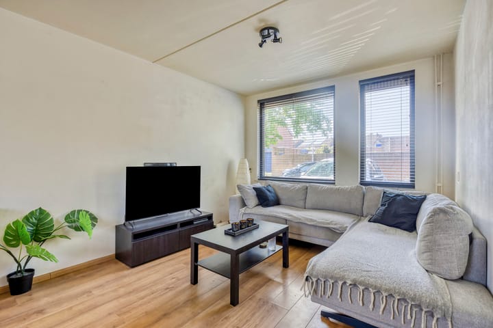 Photo 4 of Buntven 12