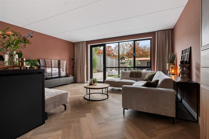 Foto 2 van R.A. de Monchystraat 60