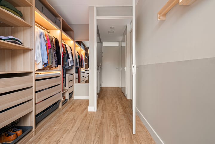 Foto 20 van R.A. de Monchystraat 60