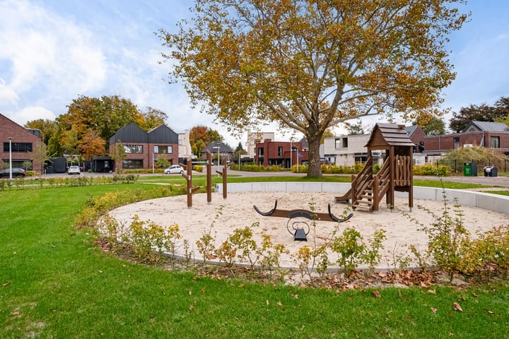 Foto 39 van R.A. de Monchystraat 60