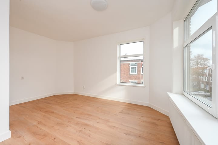 Foto 11 van Linnaeusstraat 239