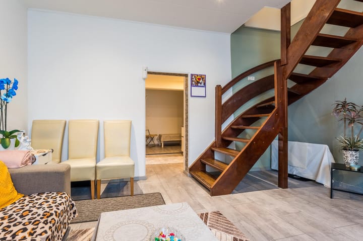 Photo 4 of Maasstraat 17