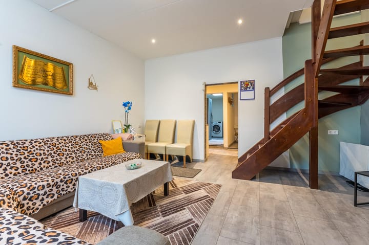 Photo 5 of Maasstraat 17