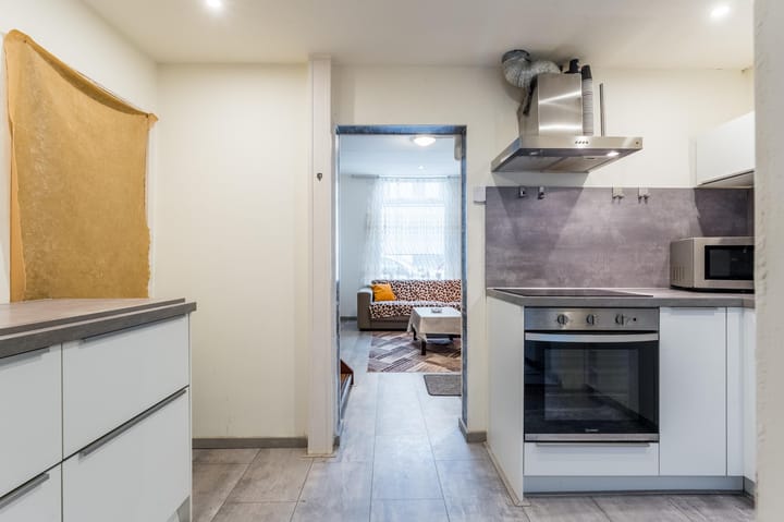 Photo 8 of Maasstraat 17