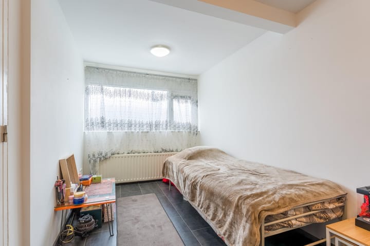 Photo 21 of Maasstraat 17