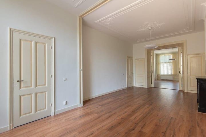 Foto 20 van Groot Hertoginnelaan 211