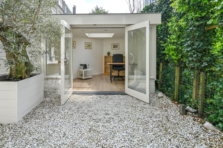 Photo 21 of Anthonie van Dijckstraat 5-H