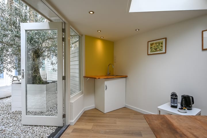 Photo 24 of Anthonie van Dijckstraat 5-H