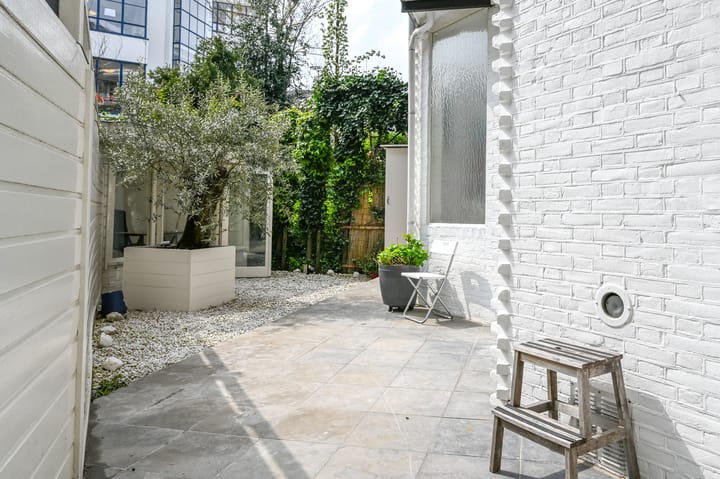 Photo 27 of Anthonie van Dijckstraat 5-H