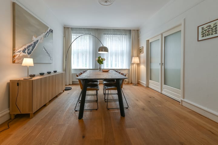 Photo 4 of Anthonie van Dijckstraat 5-H