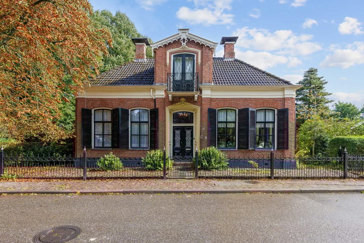 Photo 2 of Hereweg 8