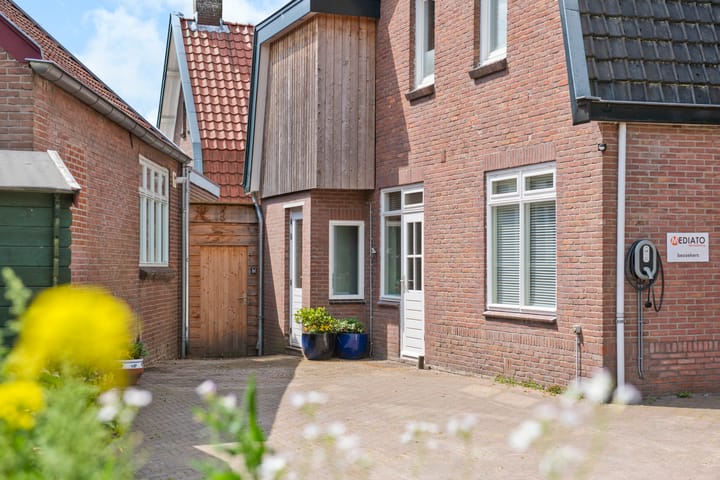 Foto 2 van Backerstraat 18