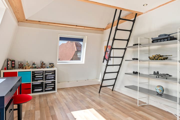 Foto 34 van Backerstraat 18