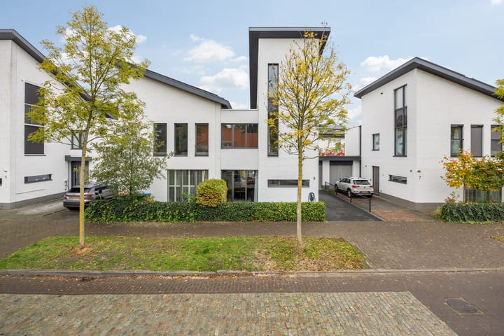 Foto 8 van Rochussenstraat 5